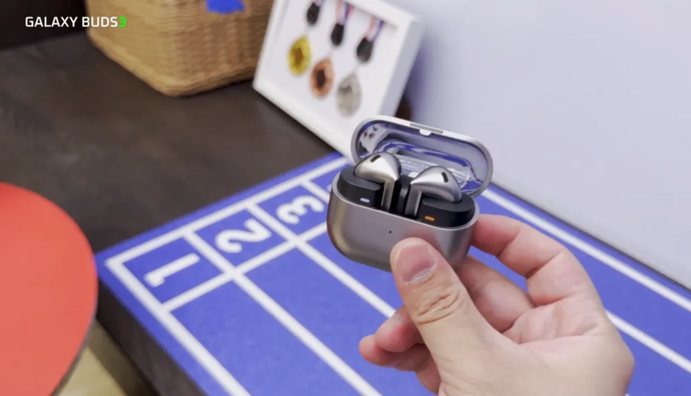 Galaxy Buds 3 Pro and Buds 3 First Impressions — Aaron x Loud and